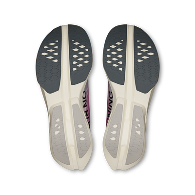 On Running Cloudboom Strike (Women's)