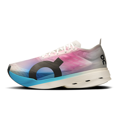 On Running Cloudboom Strike (Women's)
