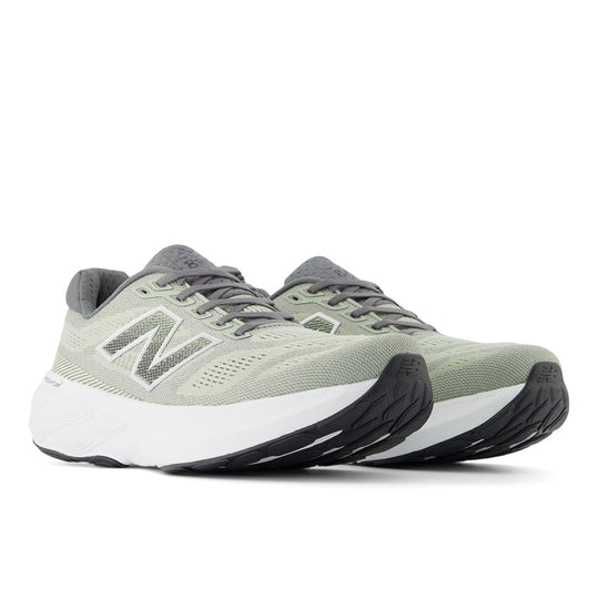 New Balance M880 V15 2E (Men’s)