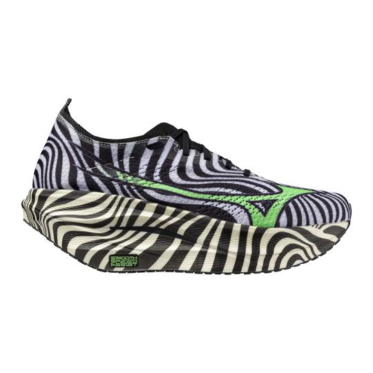 Mizuno Wave Rebellion Pro BETA (Unisex) size 9 only