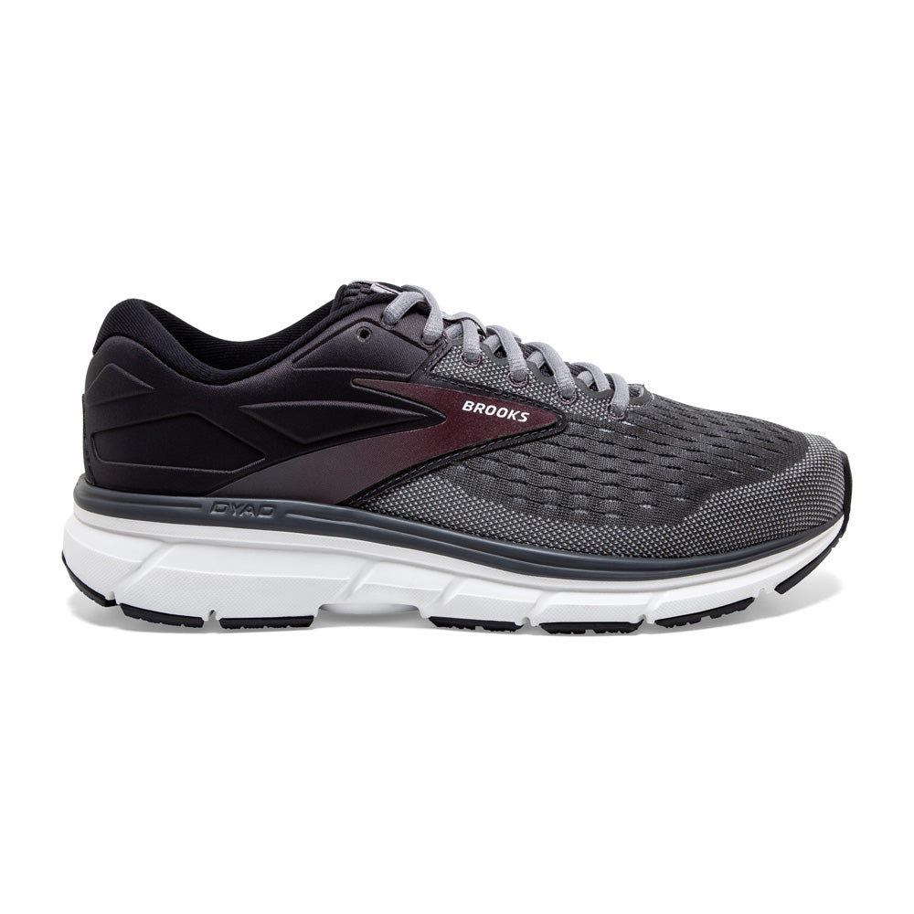 Brooks Dyad 11 2E WIDTH Men s Keep On Running